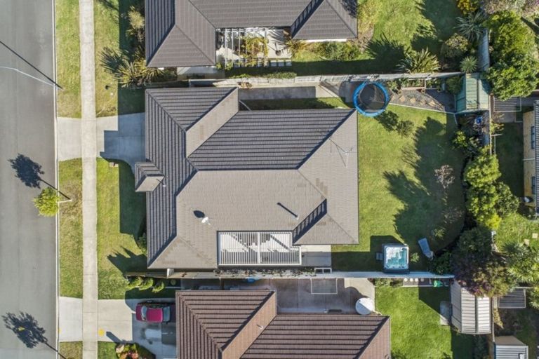 Photo of property in 23 Lewknor Drive, Papamoa Beach, Papamoa, 3118