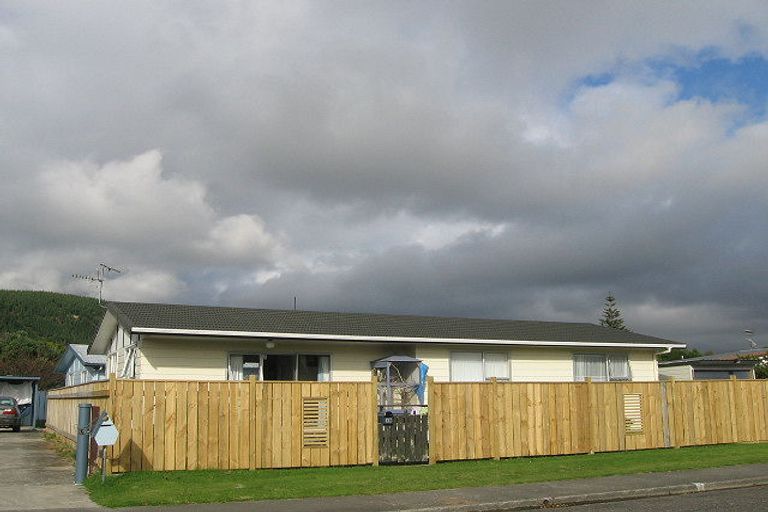 Photo of property in 15 Sunshine Avenue, Paraparaumu, 5032