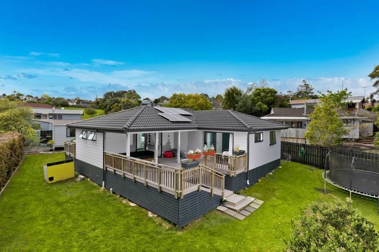 Photo of property in 125 Solar Road, Glen Eden, Auckland, 0602