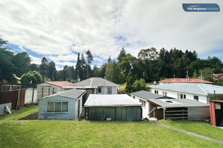 Photo of property in 169a Hautapu Street, Taihape, 4720