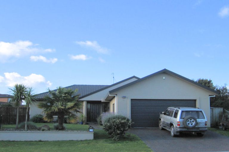 Photo of property in 59 Katerini Grove, Papamoa Beach, Papamoa, 3118