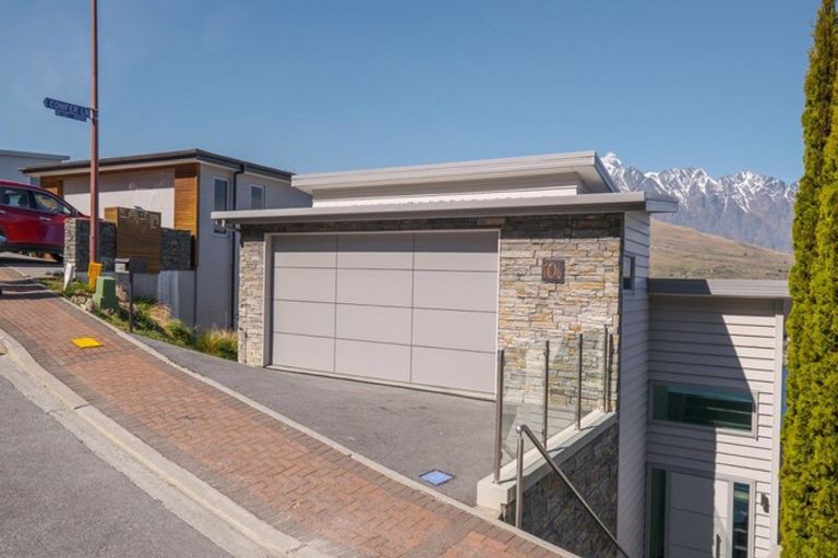 Photo of property in 10b Olivers Place, Queenstown, 9300