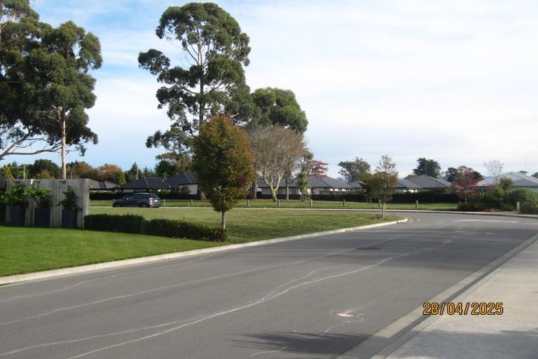 Photo of property in 24 Minerva Crescent, Woodend, 7610