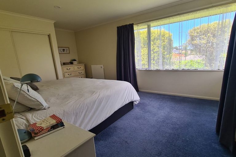 Photo of property in 8 Ngawhatu Road, Stoke, Nelson, 7011