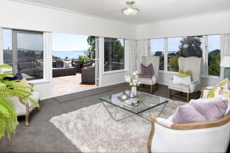 Photo of property in 102 Mellons Bay Road, Mellons Bay, Auckland, 2014