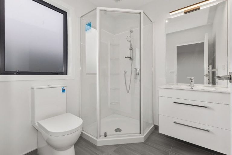 Photo of property in 10 Pihoihoi Place, Kenepuru, Porirua, 5022
