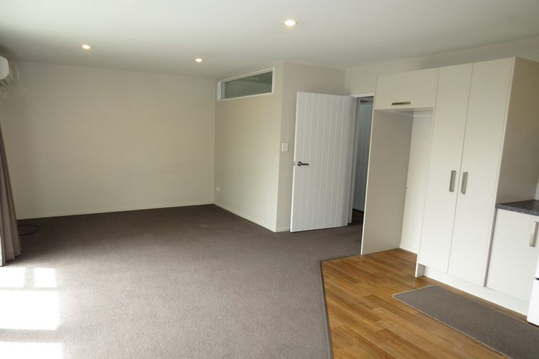 Photo of property in 2/486 Armagh Street, Linwood, Christchurch, 8011