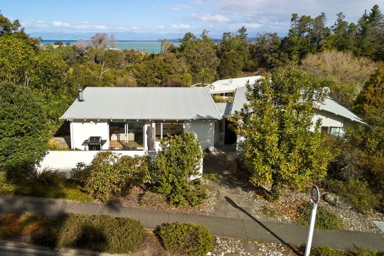 Photo of property in 4 Cederman Drive, Kaiteriteri, Motueka, 7197