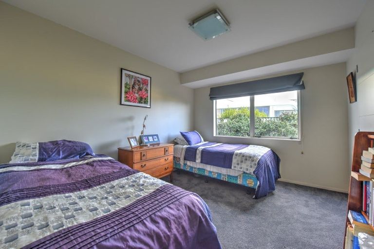 Photo of property in 29 Manse Street, Edendale, 9825