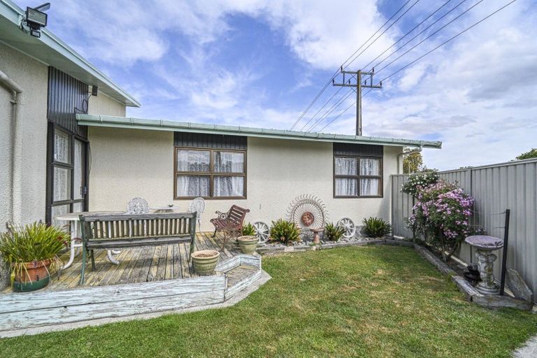 Photo of property in 26 Walton Way, Flaxmere, Hastings, 4120