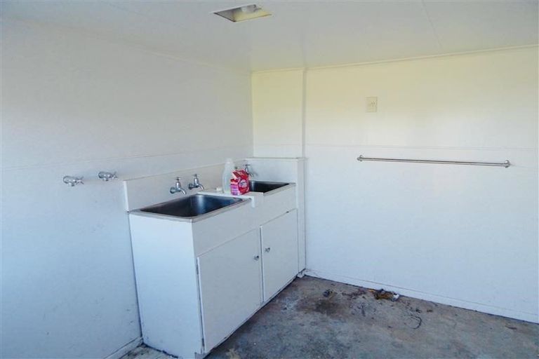 Photo of property in 3b Waimea Street, Westown, New Plymouth, 4310