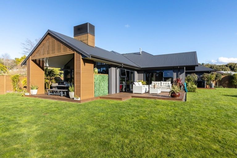 Photo of property in 10 Pike Place, Ferndale, New Plymouth, 4310