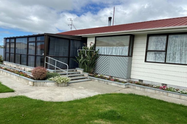 Photo of property in 75 Market Street, Leeston, 7632