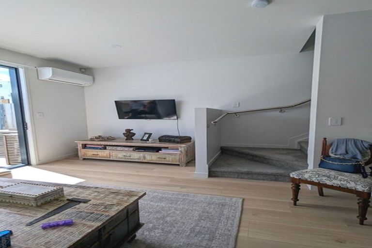 Photo of property in 81 Tarapuka Road, Westgate, Auckland, 0814