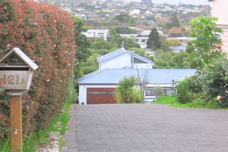 Photo of property in 121a Kowhai Road, Mairangi Bay, Auckland, 0630