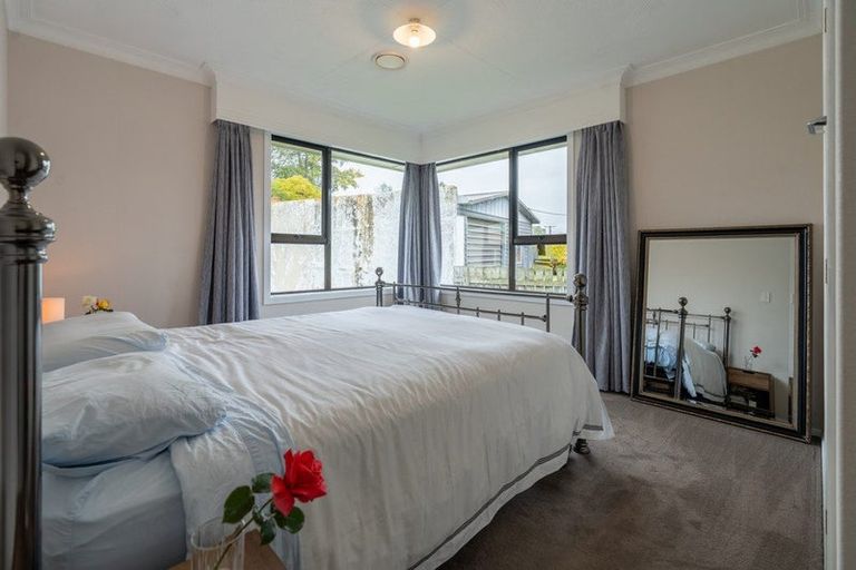 Photo of property in 19 High Street, Milton, 9220