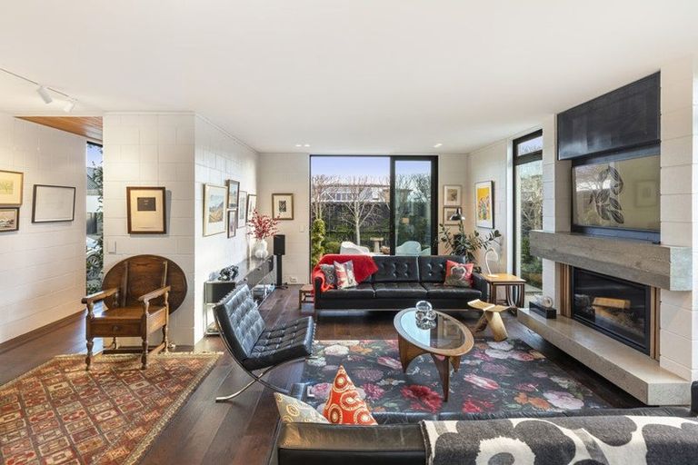 Photo of property in 24b Queens Avenue, Merivale, Christchurch, 8014