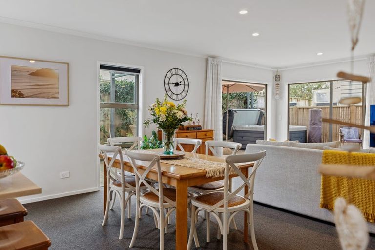 Photo of property in 246c Papamoa Beach Road, Papamoa Beach, Papamoa, 3118