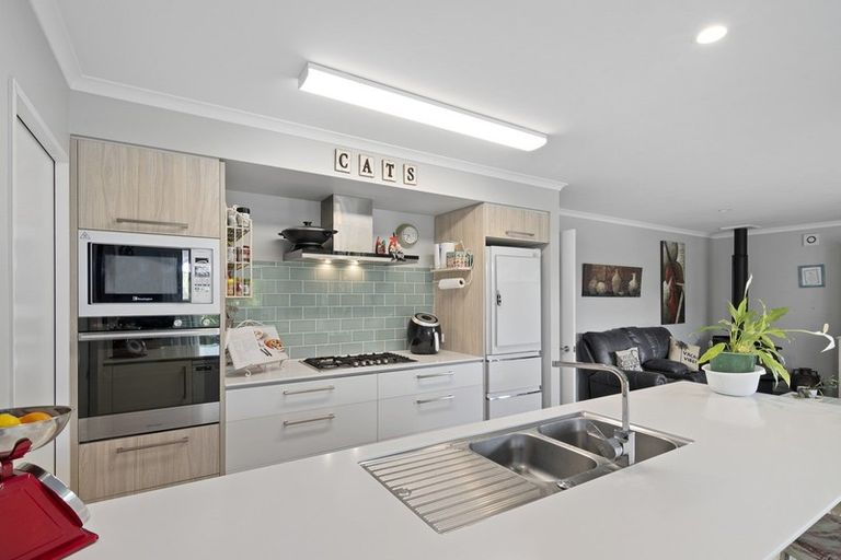 Photo of property in 14c Saxon Street, Motueka, 7120