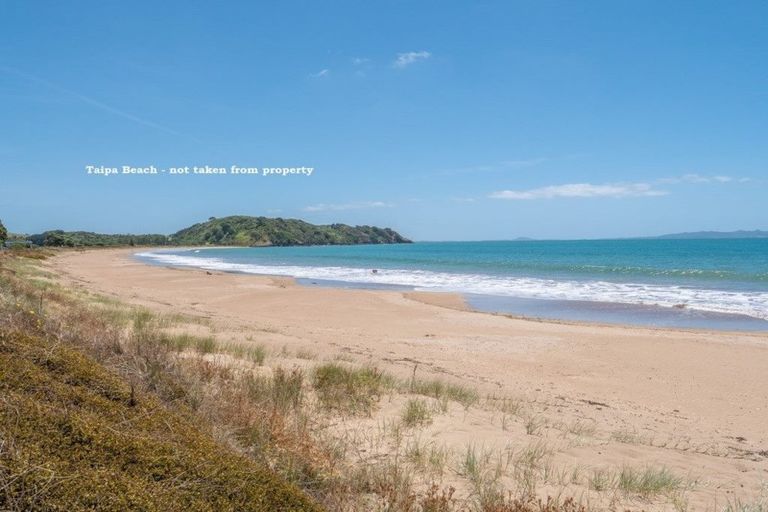 Photo of property in 10 Flame Tree Lane, Taipa, 0420