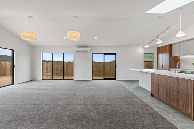 Photo of property in 5b Murray Street, Bell Block, New Plymouth, 4312