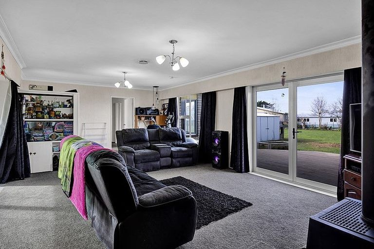 Photo of property in 24 High Street South, Eltham, 4322