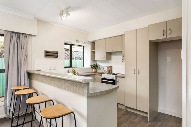 Photo of property in 98 Sparks Road, Hoon Hay, Christchurch, 8025