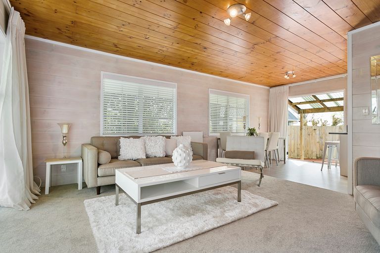 Photo of property in 47 Moore Street, Leamington, Cambridge, 3432