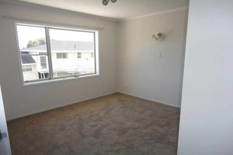 Photo of property in 1/22 Abercrombie Street, Howick, Auckland, 2014