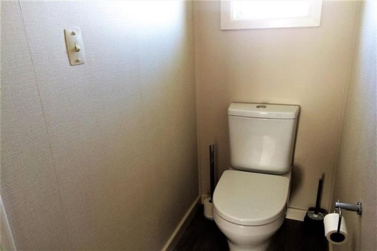 Photo of property in 2/237 Queens Drive, Windsor, Invercargill, 9810