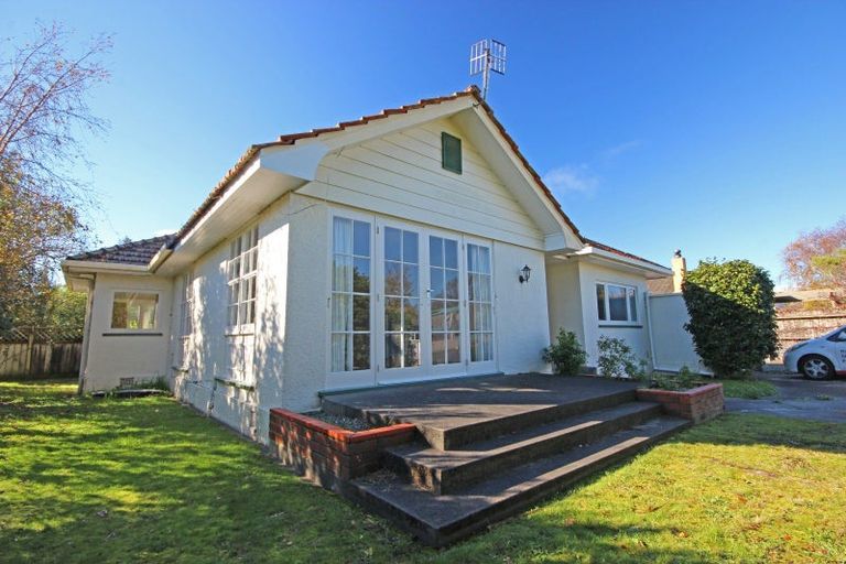 Photo of property in 41 Collingwood Street, Hokowhitu, Palmerston North, 4410