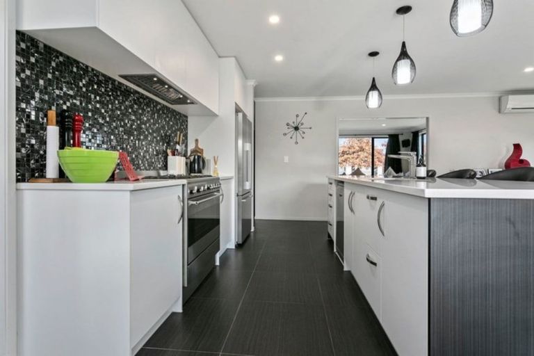 Photo of property in 34 Tulip Drive, Cambridge, 3434