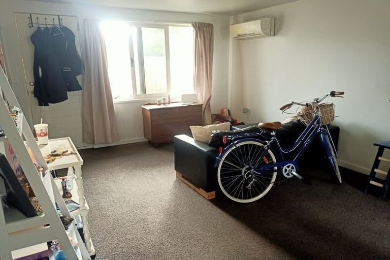 Photo of property in 3/27 Whitmore Street, Edgeware, Christchurch, 8013