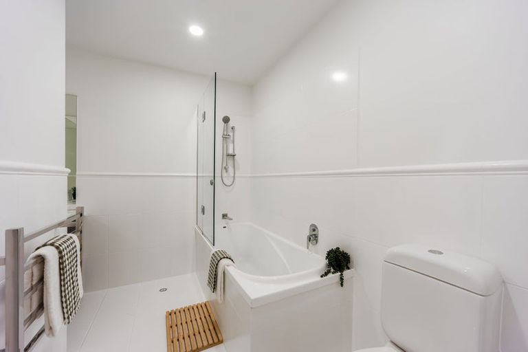 Photo of property in 15c Rose Road, Grey Lynn, Auckland, 1021