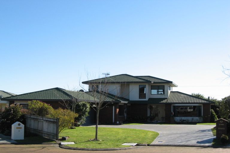 Photo of property in 11 Kingsgate Lane, Havelock North, 4130
