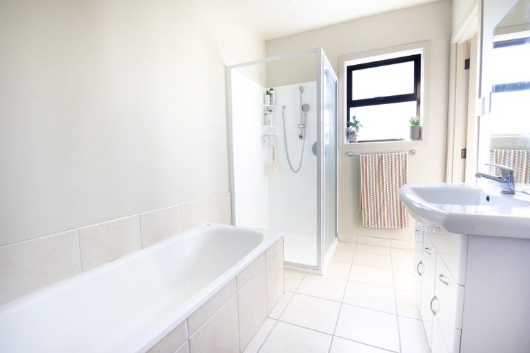 Photo of property in 57 Norwich Crescent, Tamatea, Napier, 4112