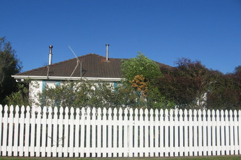 Photo of property in 33 Clausen Street, Takaro, Palmerston North, 4412