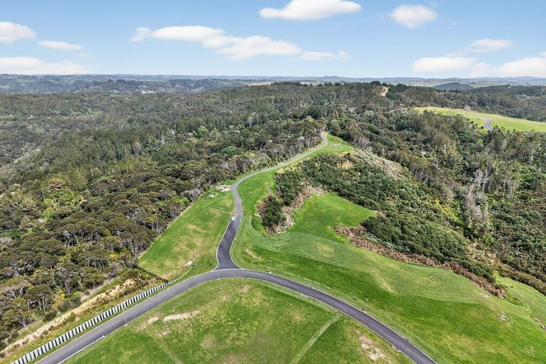 Photo of property in 1 Konei Place, Okura Bush, Silverdale, 0794