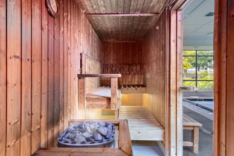 Photo of property in 20 Kensington Drive, Orewa, 0931