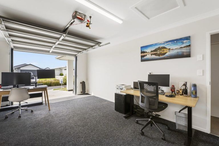 Photo of property in 5 Tamapahore Boulevard, Papamoa Beach, Papamoa, 3118