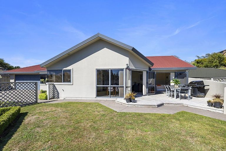 Photo of property in 26 Ashmore Drive, Frankleigh Park, New Plymouth, 4310