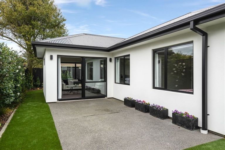 Photo of property in 25d Plynlimon Road, Fendalton, Christchurch, 8052