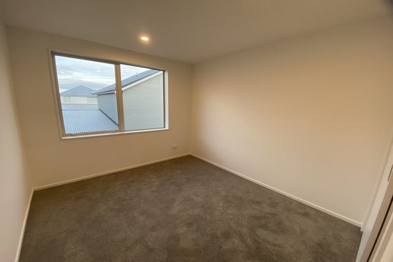 Photo of property in 37 Aviation Street, Takanini, 2112