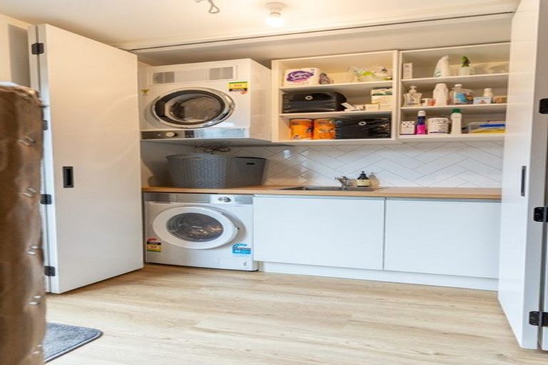 Photo of property in 44 Stratford Drive, Mount Pisa, Cromwell, 9383