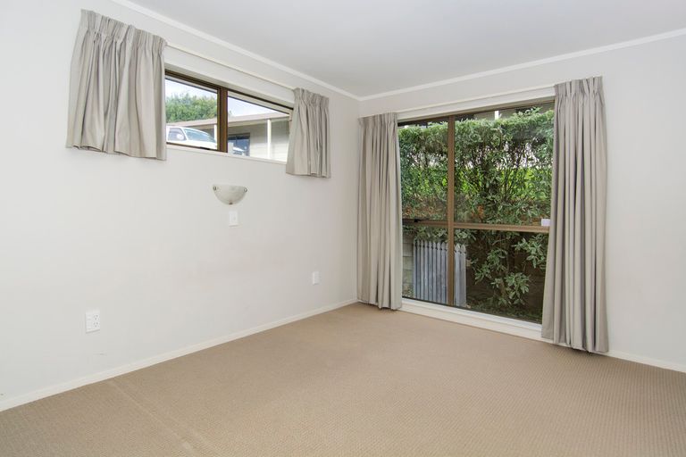 Photo of property in 34 Waikite Road, Welcome Bay, Tauranga, 3112