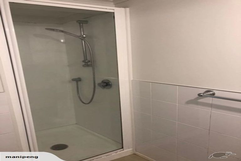 Photo of property in 58 Archers Road, Glenfield, Auckland, 0629