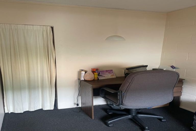 Photo of property in Melksham Towers, 503/131 Brougham Street, Mount Victoria, Wellington, 6011