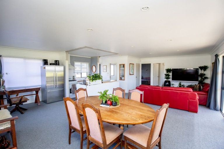 Photo of property in 1 Mcmillan Street, Ngatea, 3503