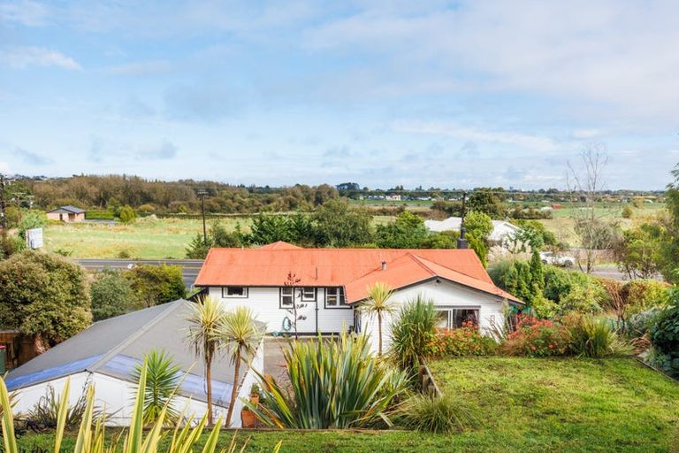 Photo of property in 453 Aokautere Drive, Aokautere, Palmerston North, 4471