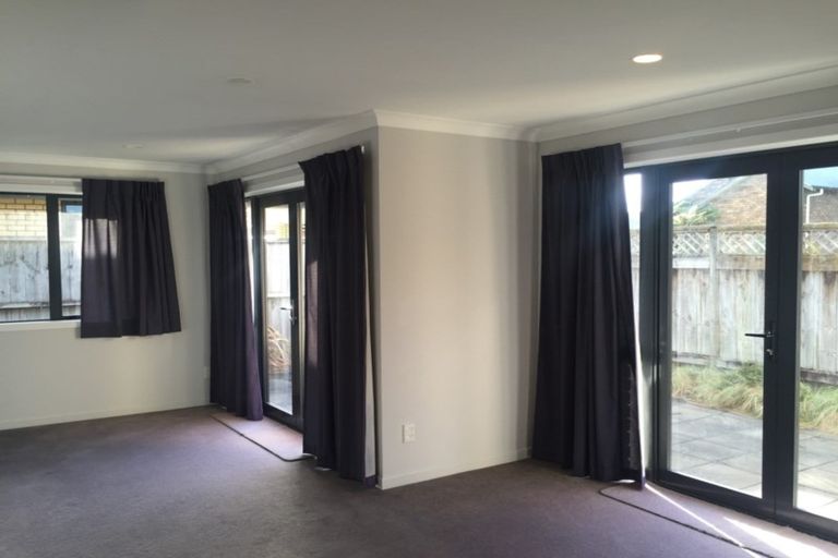 Photo of property in 5a Bronte Place, Leamington, Cambridge, 3432